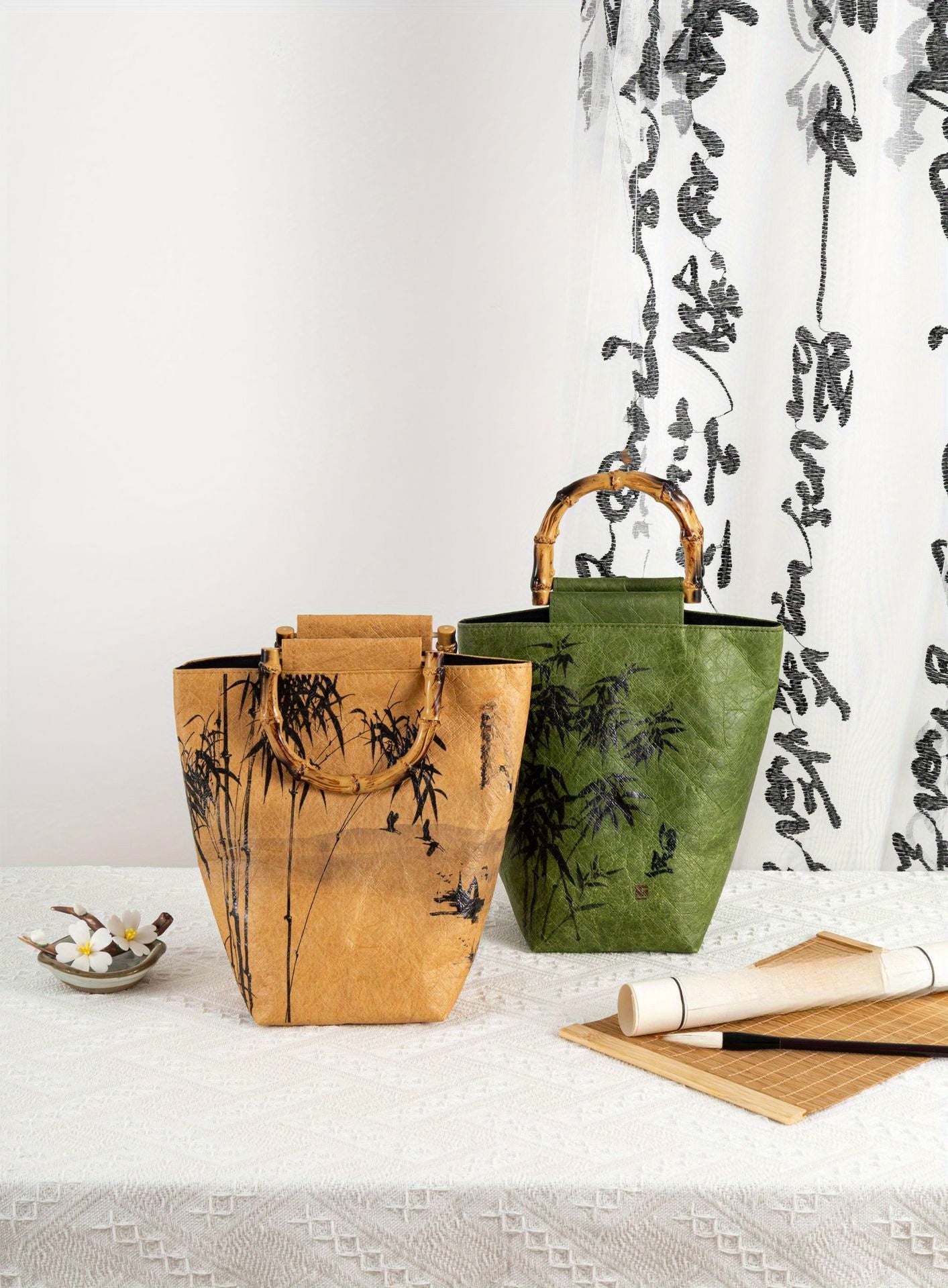 Elegant Bamboo-Handle Tote Bag: A Versatile and Stylish Accessory for Everyday Use Chef's Market