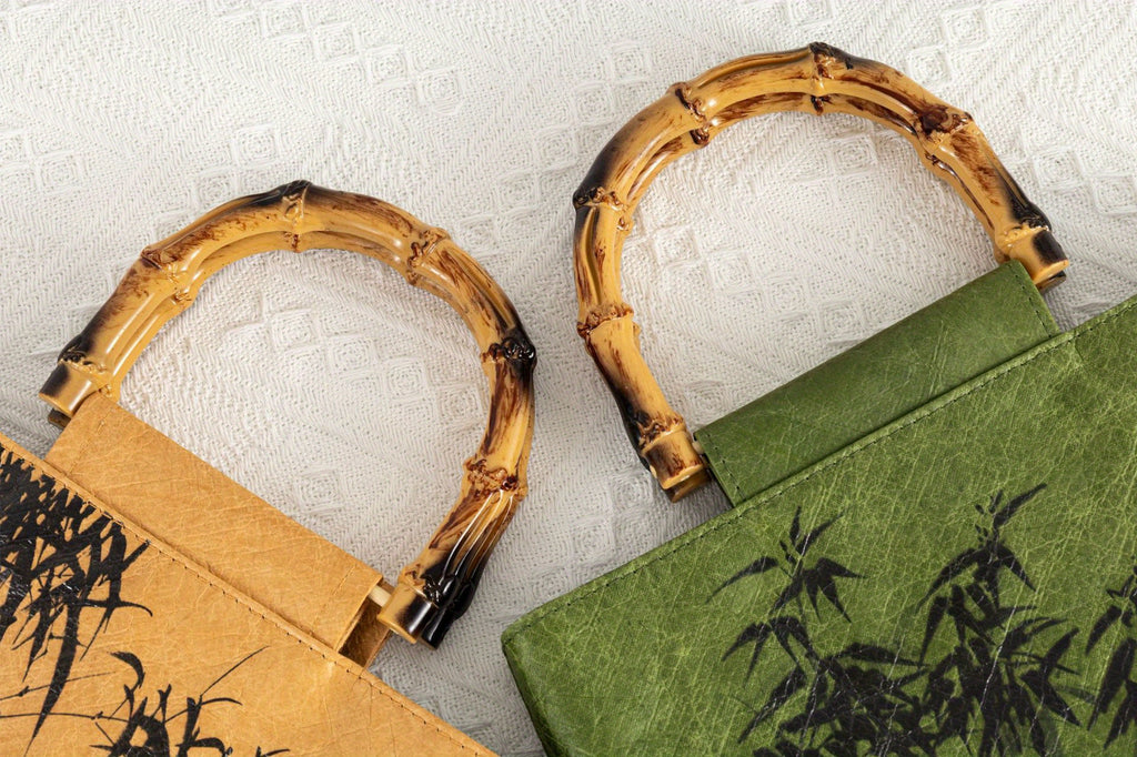 Elegant Bamboo-Handle Tote Bag: A Versatile and Stylish Accessory for Everyday Use Chef's Market