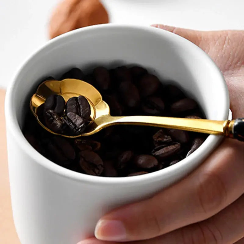 European Ceramic Storage Jar Canister Minimalist Style Kitchen Sealed Grain Dispenser Home Coffee Tea Sugar Container Organizer colegio culinario de morelia