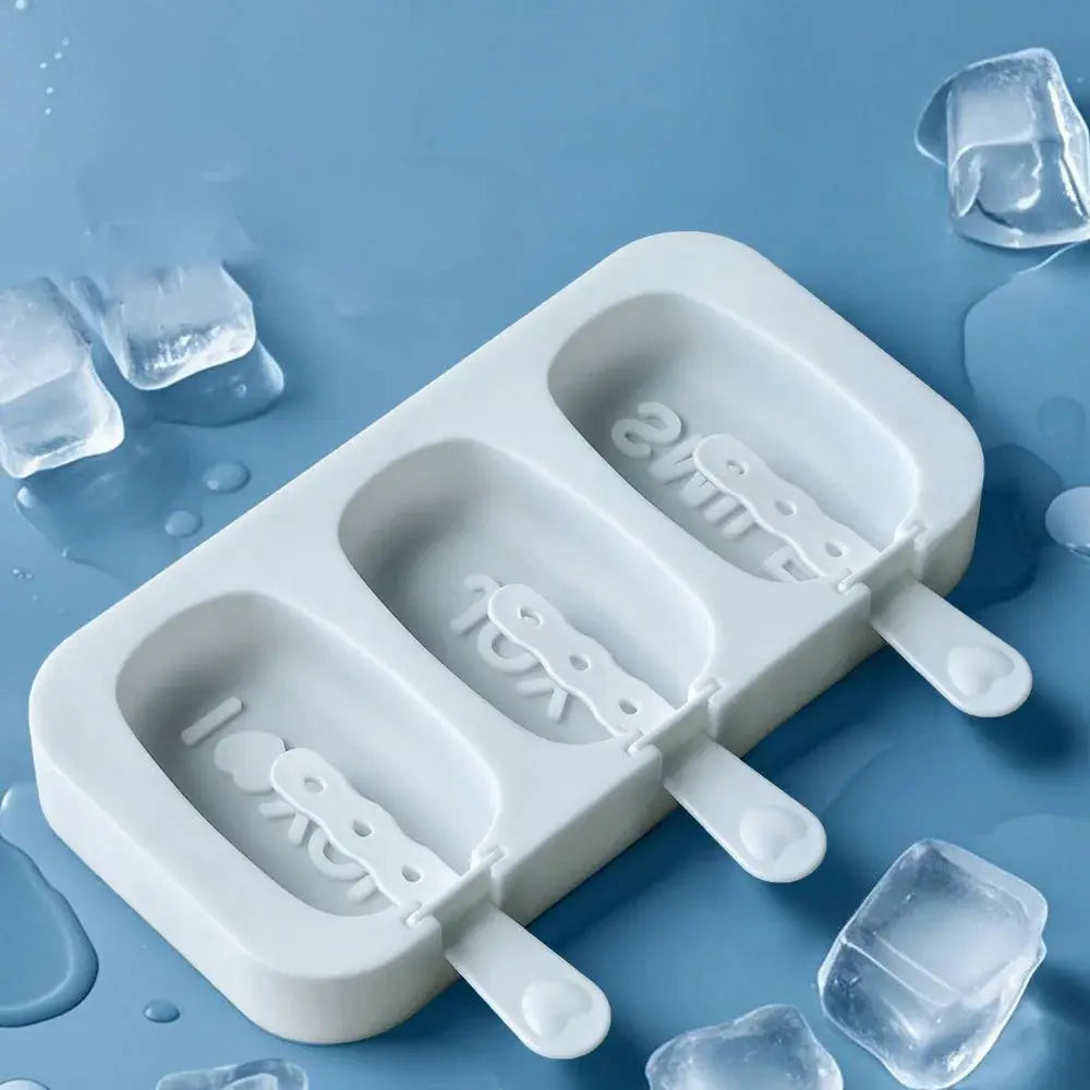 Homemade Popsicle 3-Cavity Ice Cream Mold Food Grade Silicone Letters JOY SMILE COOL YUM DIY Ice Lattice Ice Pop Molds colegio culinario de morelia