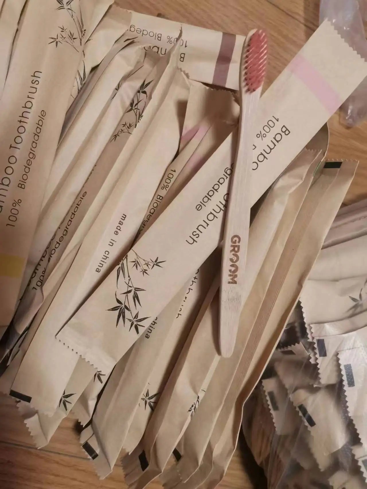 100 Pcs Biodegradable Eco-Friendly Natural Bamboo Charcoal Toothbrushes Soft Bristle Travel Wooden Manual Toothbrush Laser LOGO Chef's Market