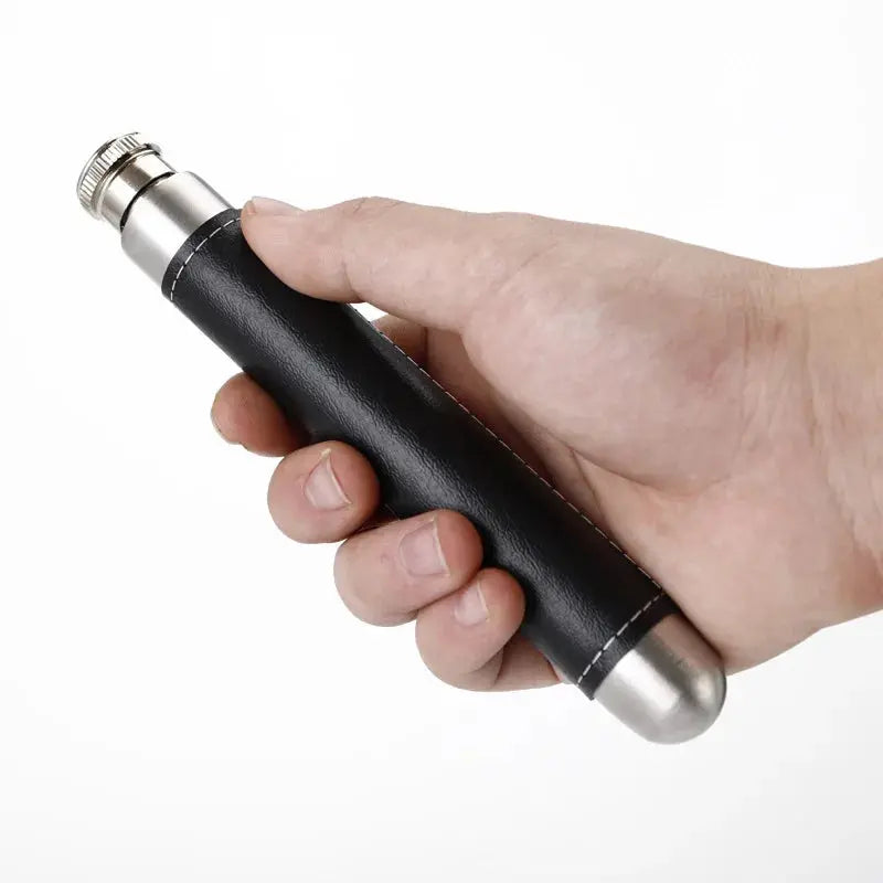 1Pc Portable Mini Hip Flask 1.5oz Whisky Vodka Stainless Steel Hip Personalized Pen Holder Shape Flagon Men's Gift colegio culinario de morelia