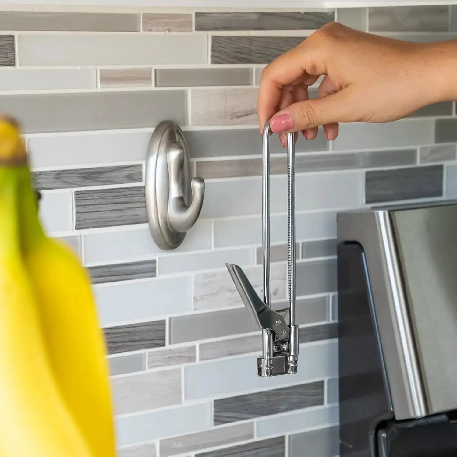 Can Opener Adjustable Stainless Steel Non-Slip Multifunction Manual Jar Bottle Bottle Lid Opener Gadget Home Gadgets Accessories colegio culinario de morelia