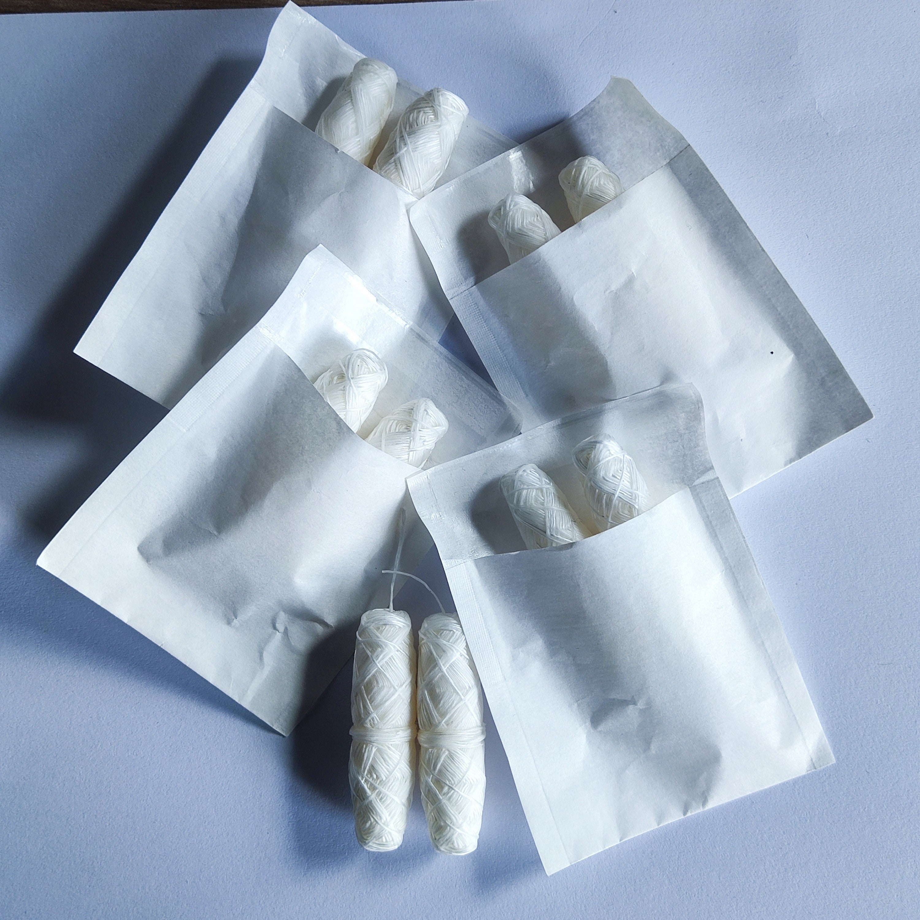 10PCS Ultra-clear Mint Corn Starch Floss Bamboo Charcoal Floss (with 1 Zero Waste Glass Bottle) 10PCS Corn Starch Floss Bamboo Charcoal Floss Replacement, Effectively Removes Plaque, Protects Teeth and Gums, Anti-tear, Thorou Chef's Market